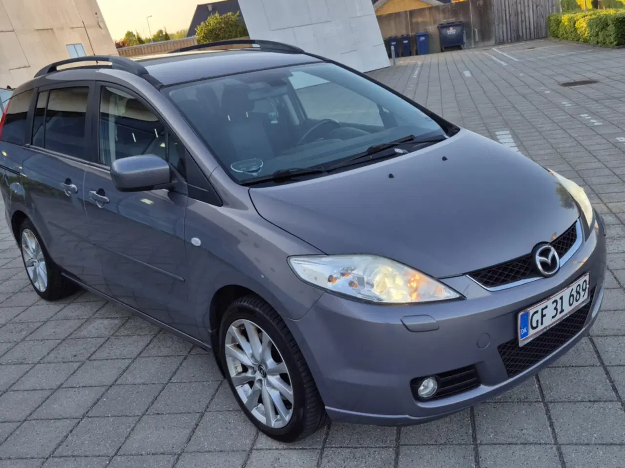 Billede 3 - Mazda 5 lækker familie vogn pæn velholdt kør godt.