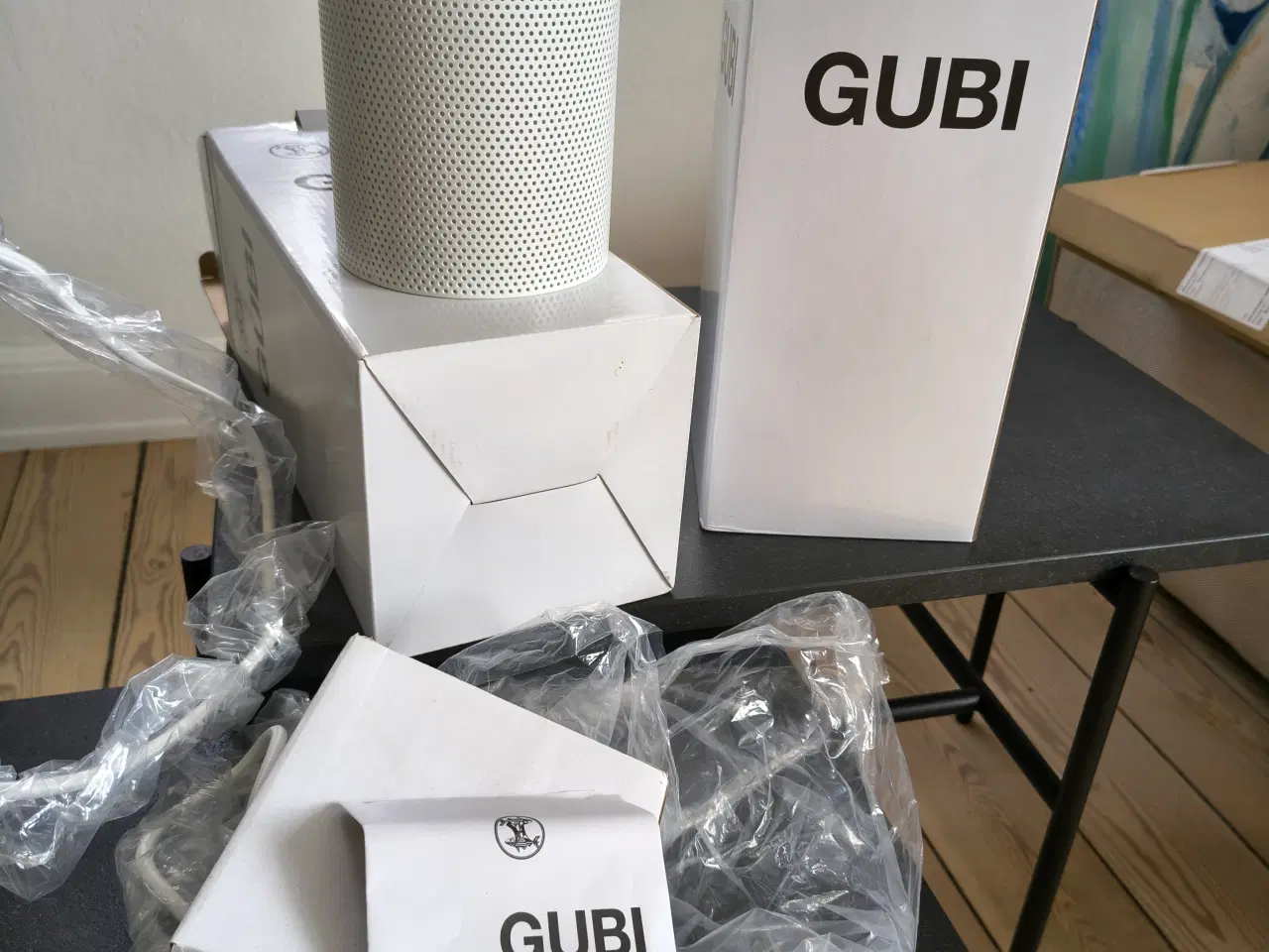 Billede 2 - 2 stk. GUBI pendler