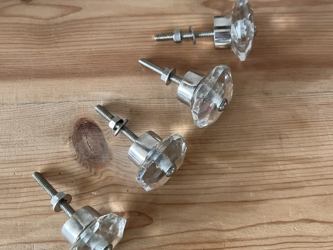 Billede 1 - 5 glasknopper/ Møbelgreb/ håndtag