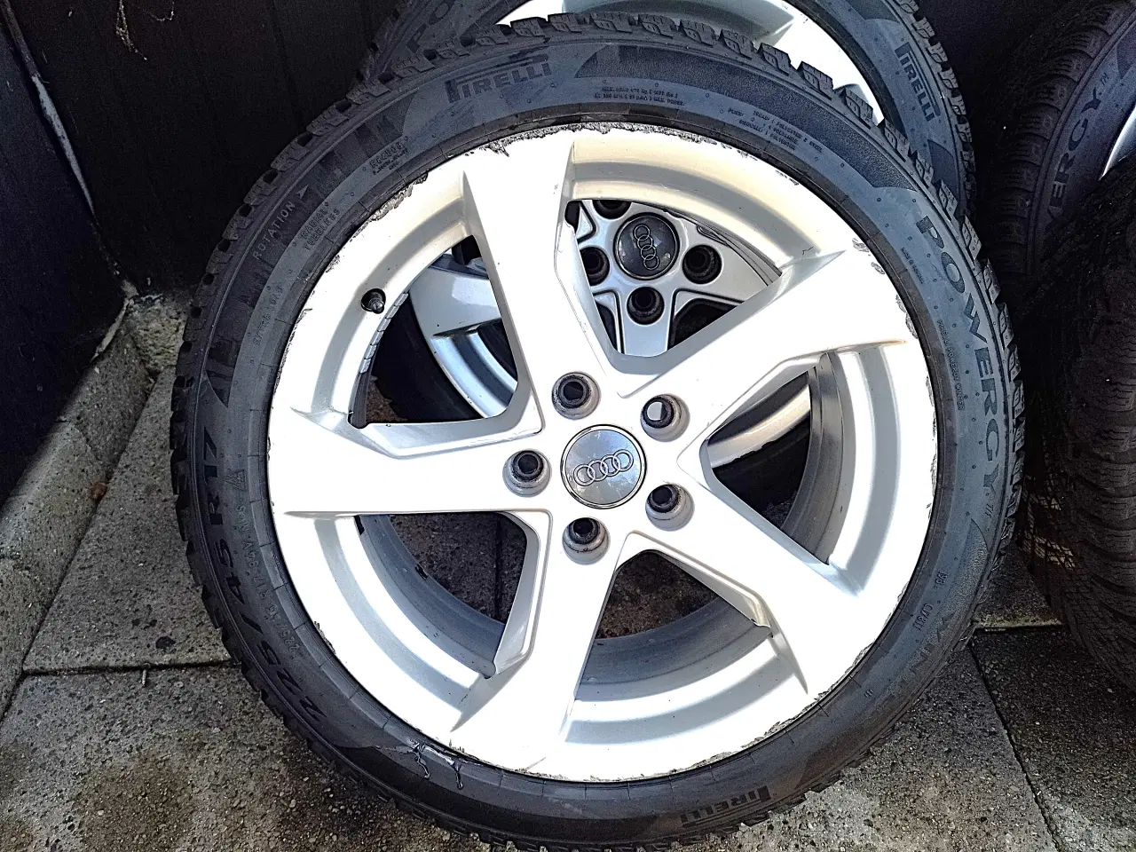 Billede 4 - R17 Audi Alu-fælge på vinterdæk