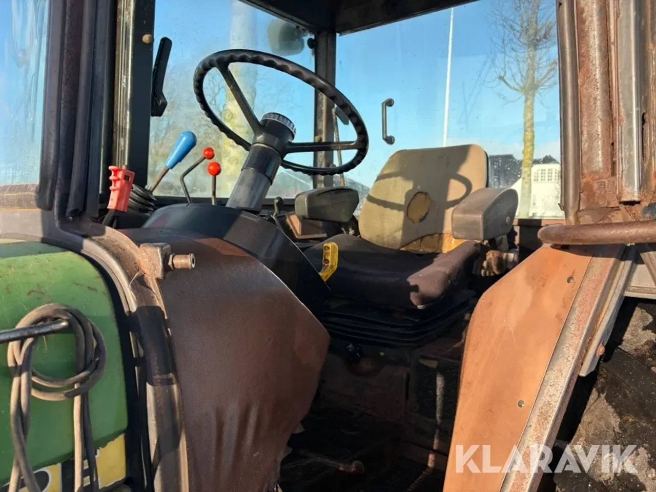 Billede 10 - Traktor John Deere 2140 med frontlift