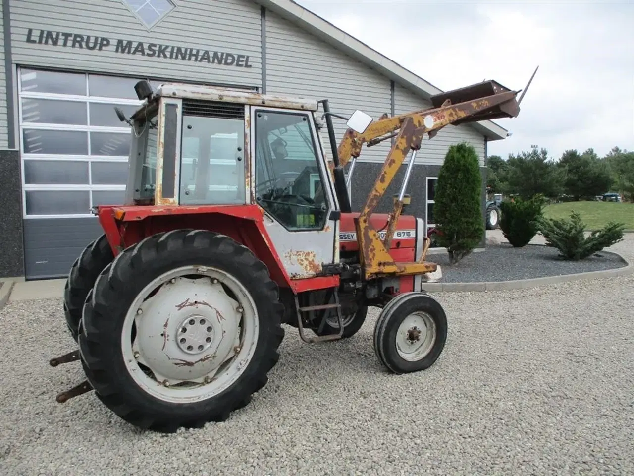 Billede 12 - Massey Ferguson 675 Speedshift med frontlæsser