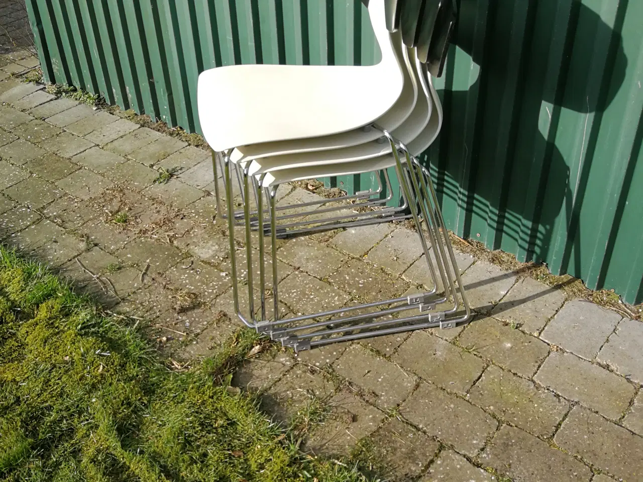 Billede 3 - Shark stole. Designet af Hans Thyge Raunkjær