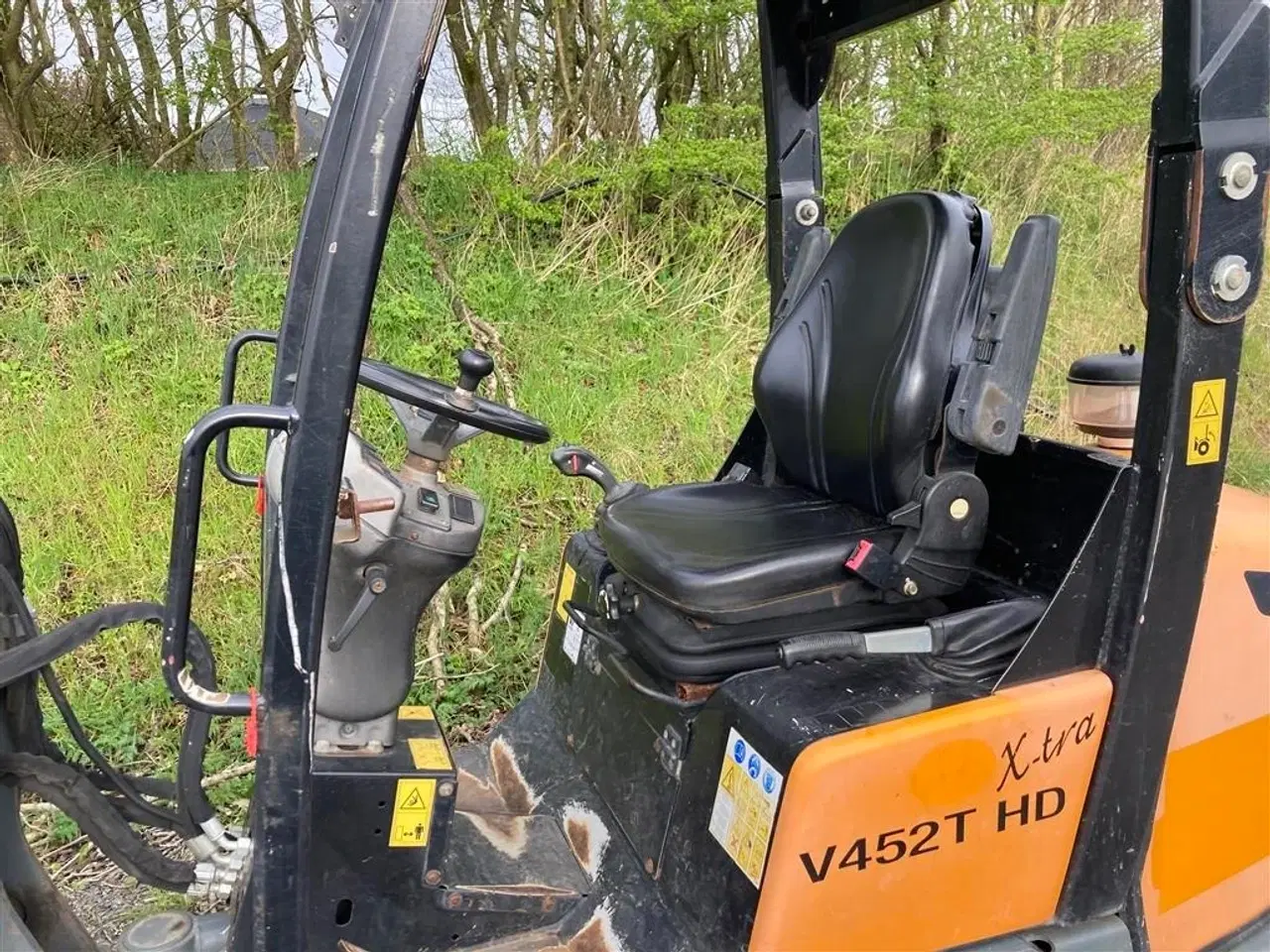 Billede 14 - Giant 452 T HD, Minilæsser. Skovl og Pallegafler