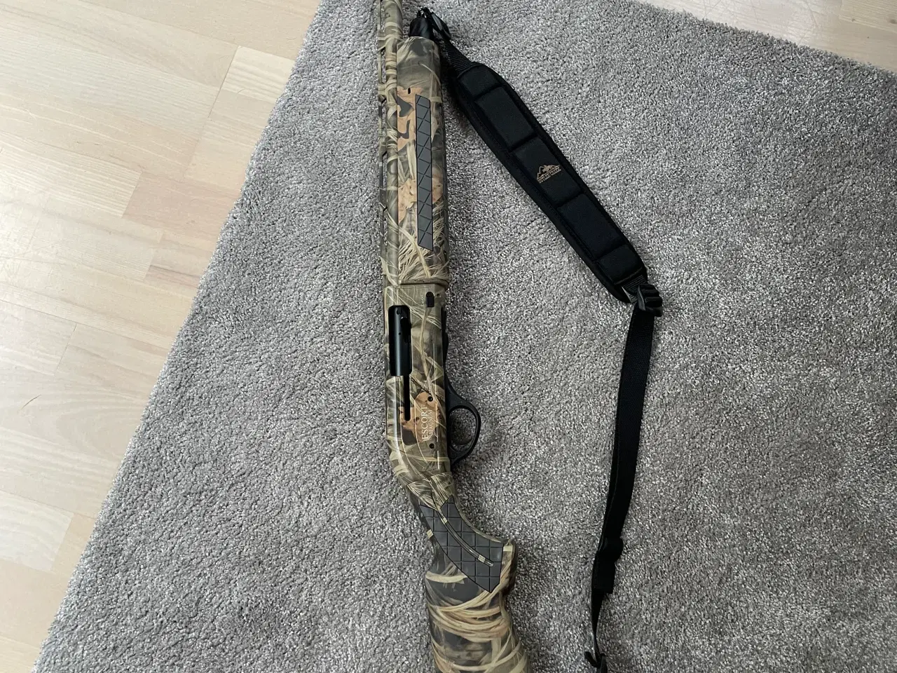 Billede 1 - Hatsan Escort Xtreme Realtree Max4HD 12/76 