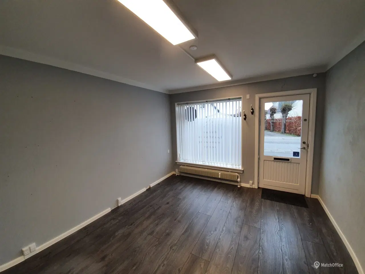 Billede 3 - Godt erhvervslejemål til butik. kontor. klinik m.m. - i alt 65 kvm