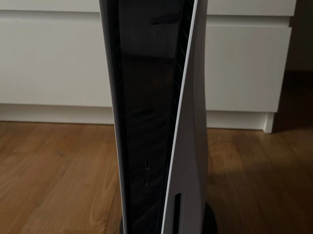 Billede 3 - Playstation 5 - Perfekt stand + 2 controllere