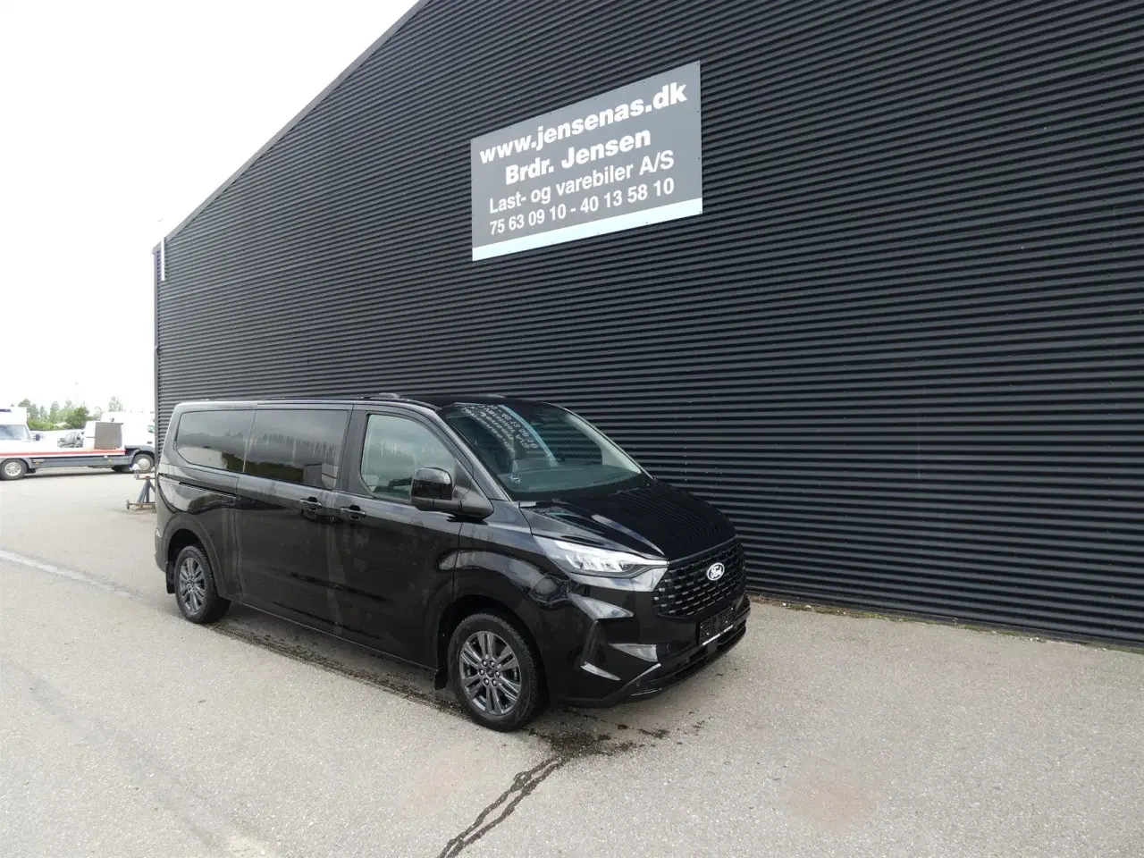 Billede 1 - Ford Tourneo Custom 320 L2H1 2,0 EcoBlue Titanium 170HK 8g Aut.