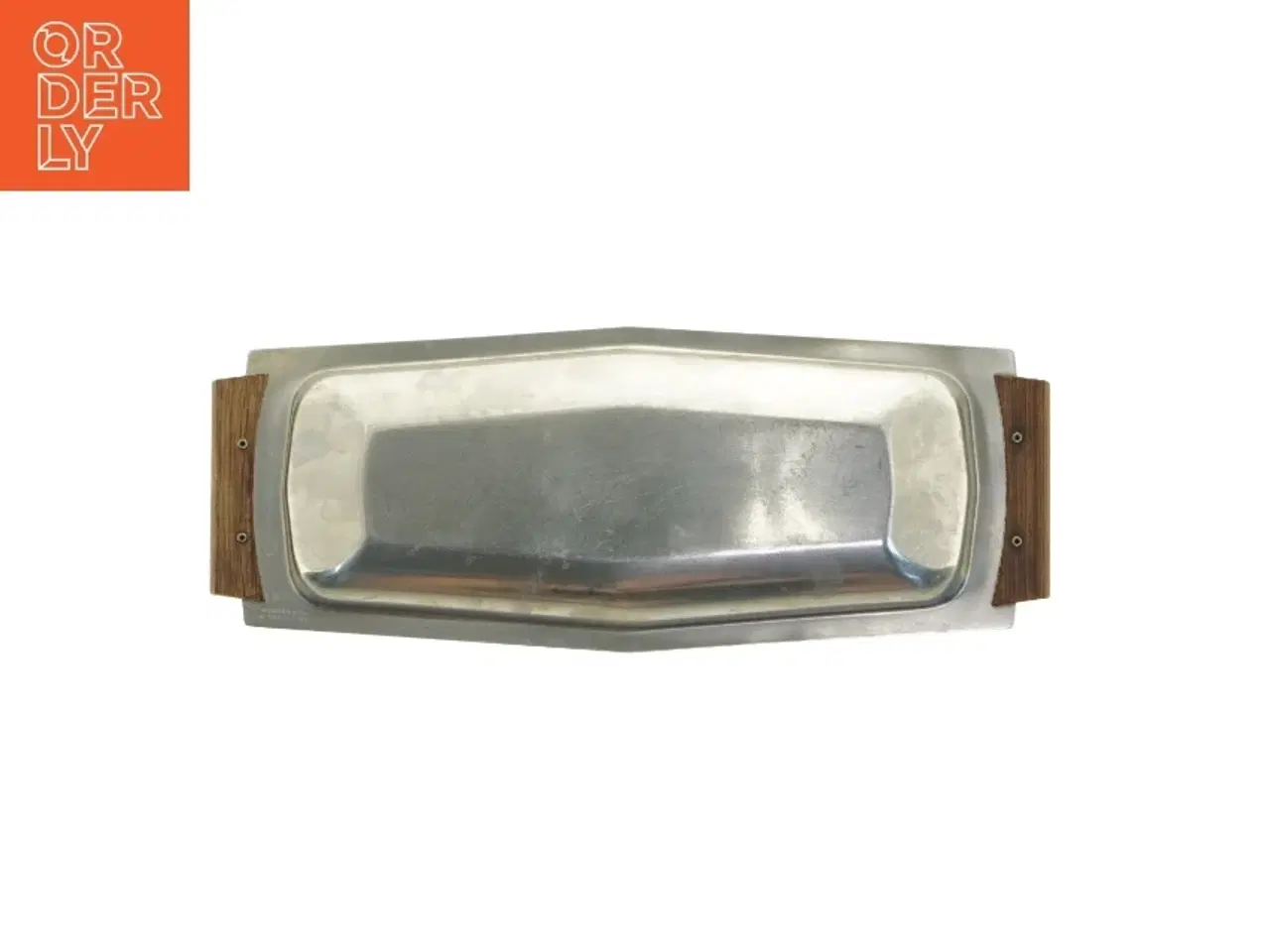 Billede 4 - Vintage metal fad med trædetaljer (str. 32 x 12,5 x 2,5 cm)