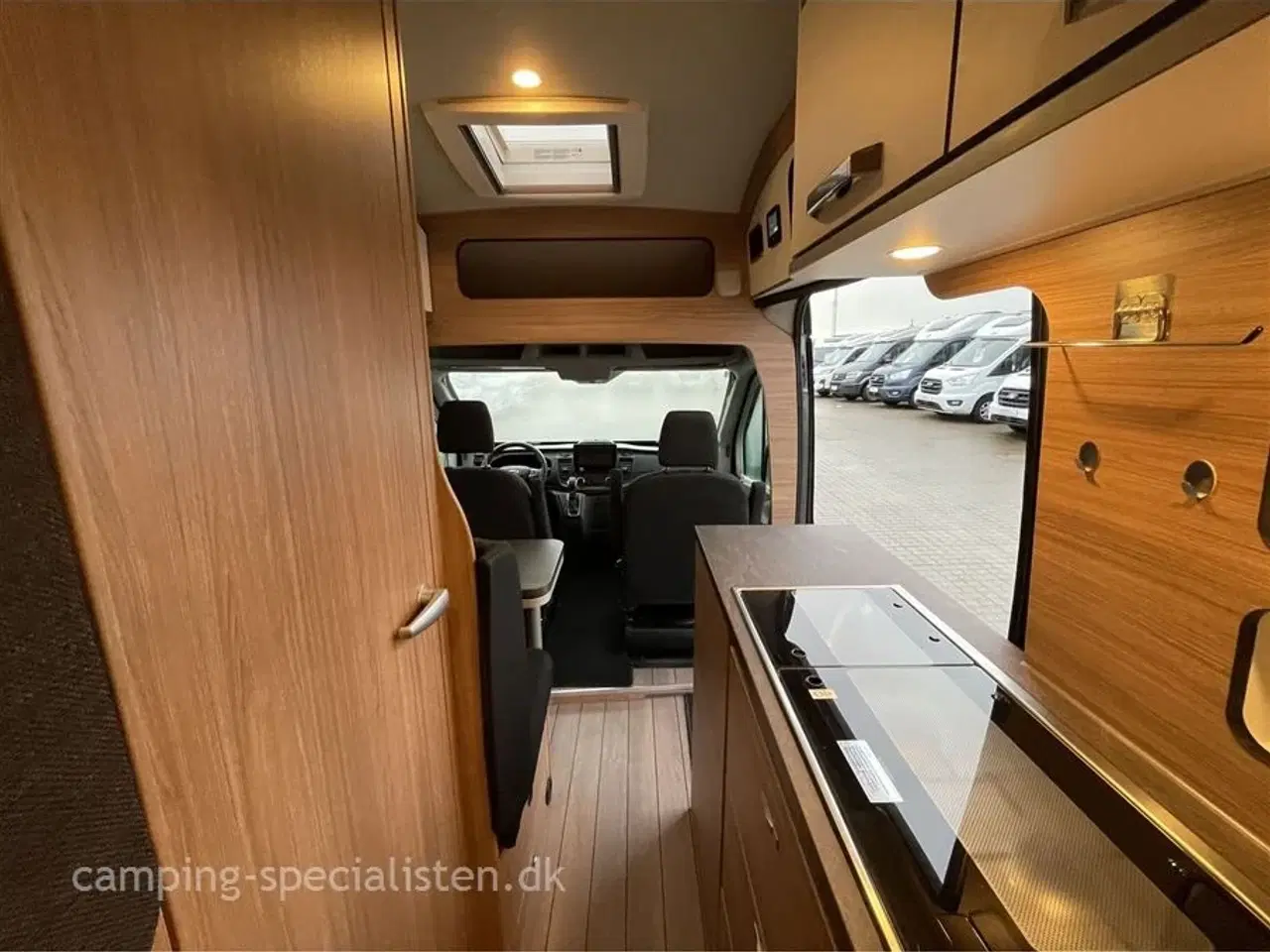 Billede 8 - 2023 - Weinsberg Carabus 600 MQ   Weinsberg CaraBus 600 MQ 2023 - kan nu ses hos Camping-Specialisten.dk