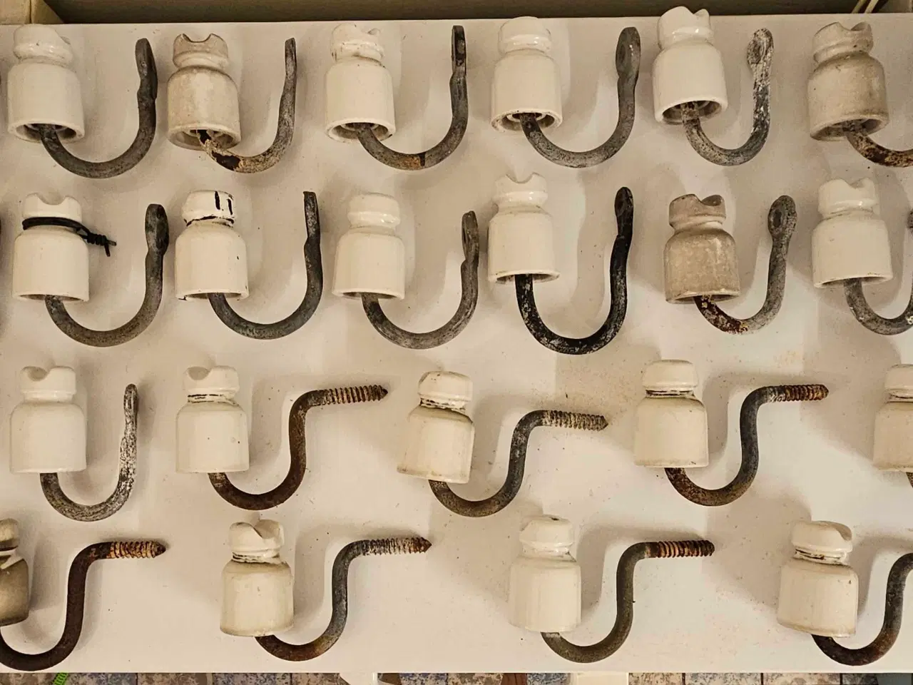 Billede 1 - Porcelæn isolator / højspændingsisolator 