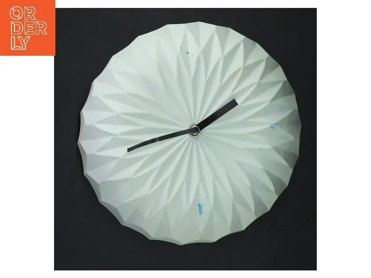 Billede 1 - Rund vægur (str. Ø 20 cm)