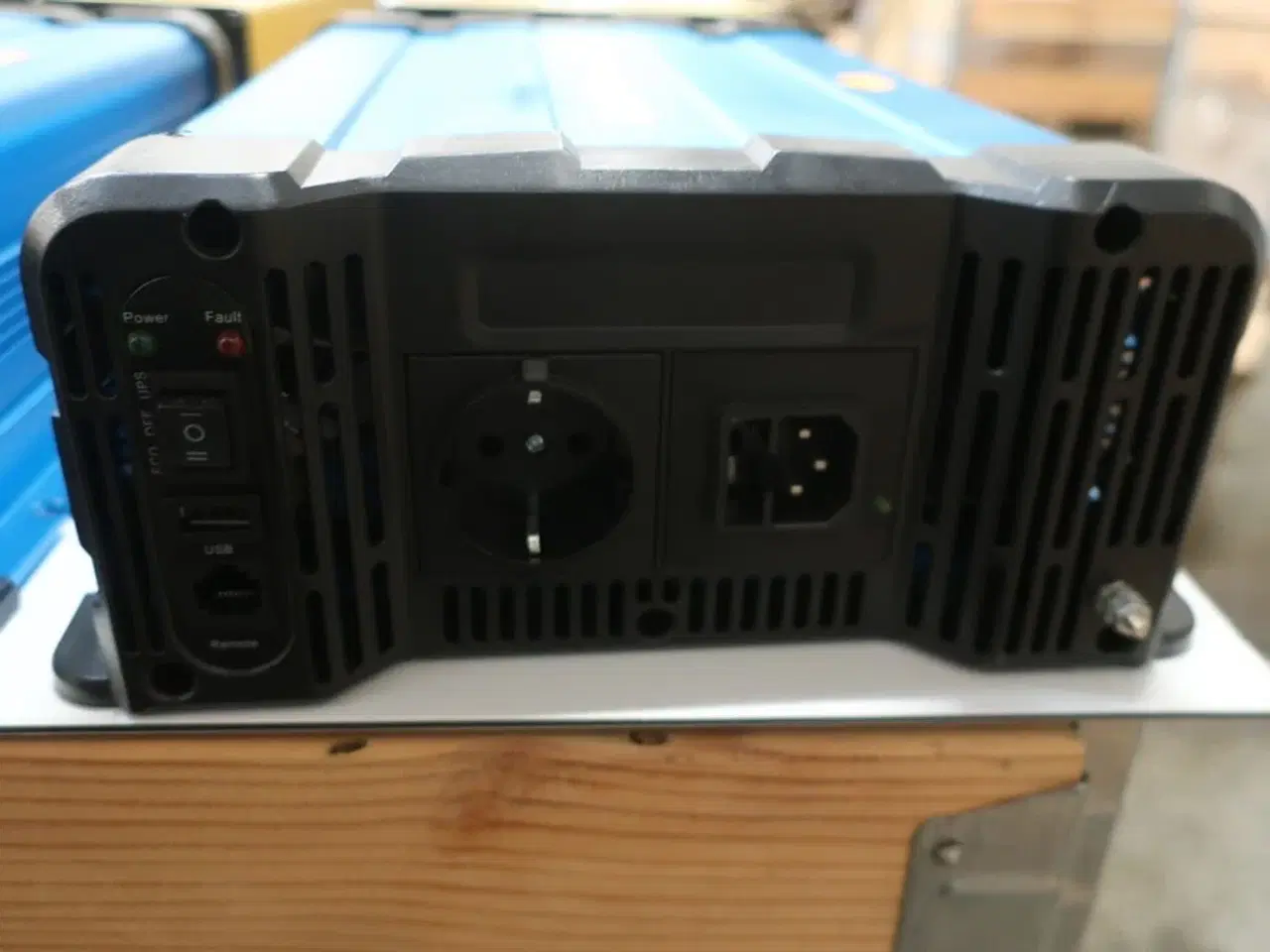 Billede 2 - Inverter GREEN ENERGY Pure Sine Wave 2000W