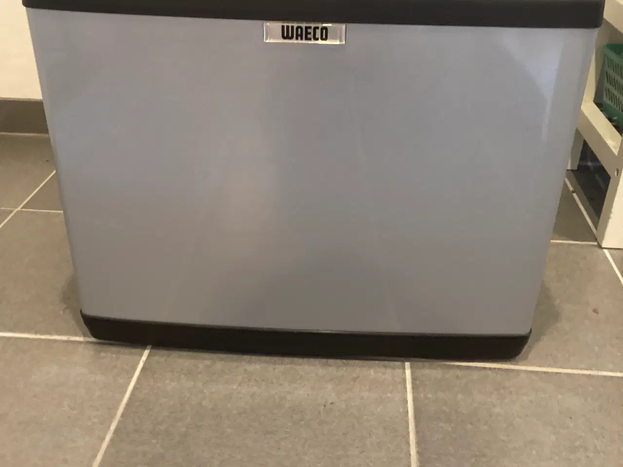 Billede 3 - Waeco Cool 38 L køle / fryse boks.