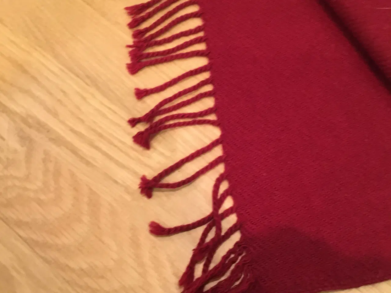 Billede 2 - Uld plaid vinrød