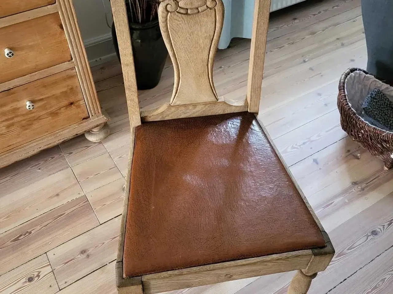 Billede 1 - Egetræs stole 