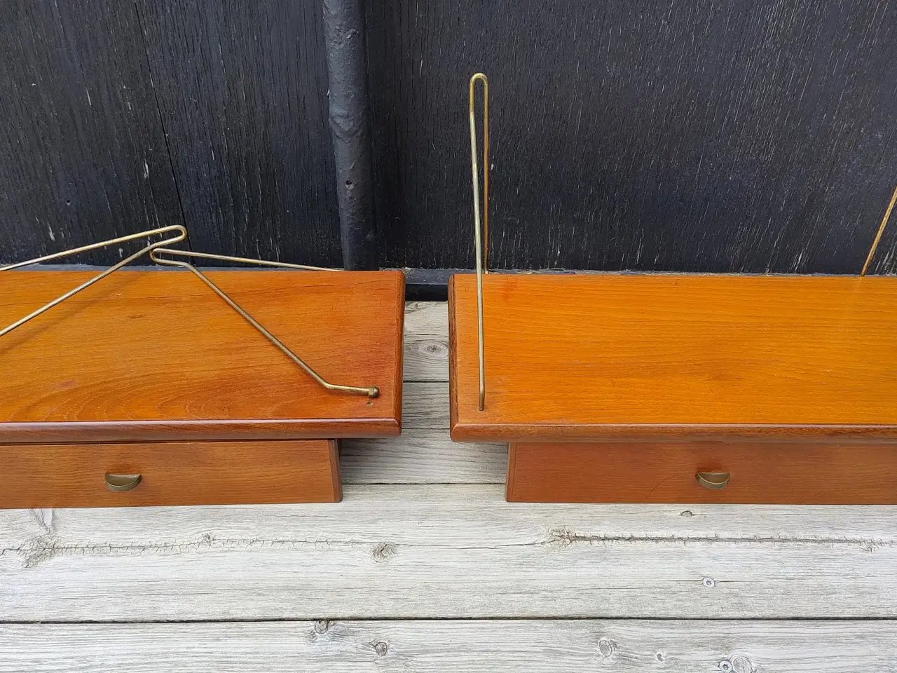 Billede 1 - Teak sengeborde fra 60' erne væghængt med messing