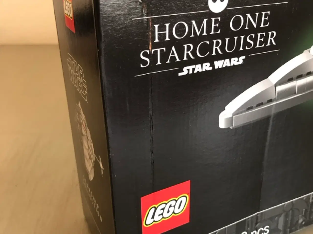 Billede 3 - LEGO Star Wars 75405 Home One Starcruiser