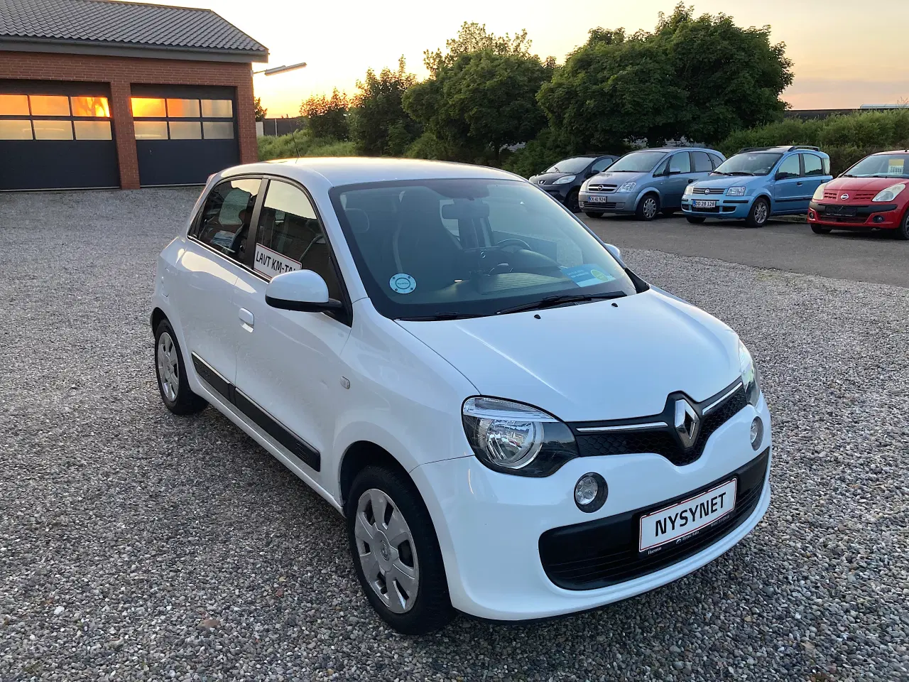 Billede 3 - Renault Twingo Kun kørt 90000km nysyn
