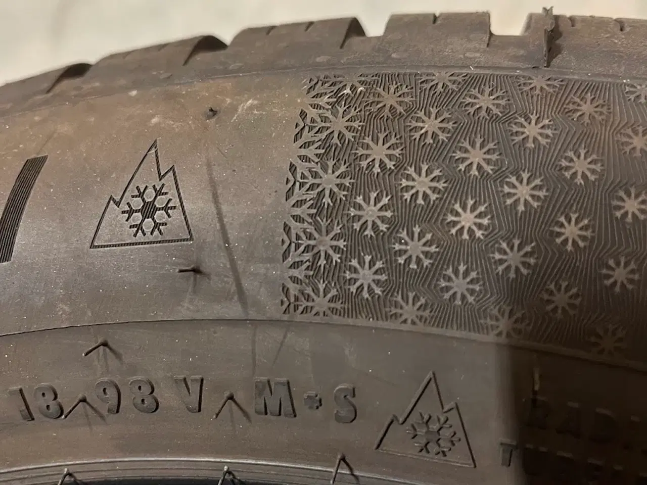 Billede 6 - Helårsdæk 225-55-18 V