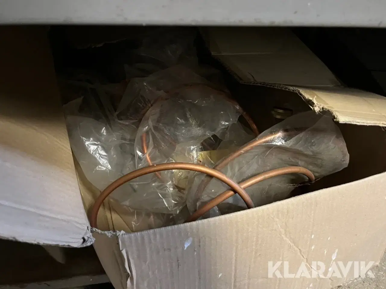 Billede 3 - Reol system med blandet tilbehør.
