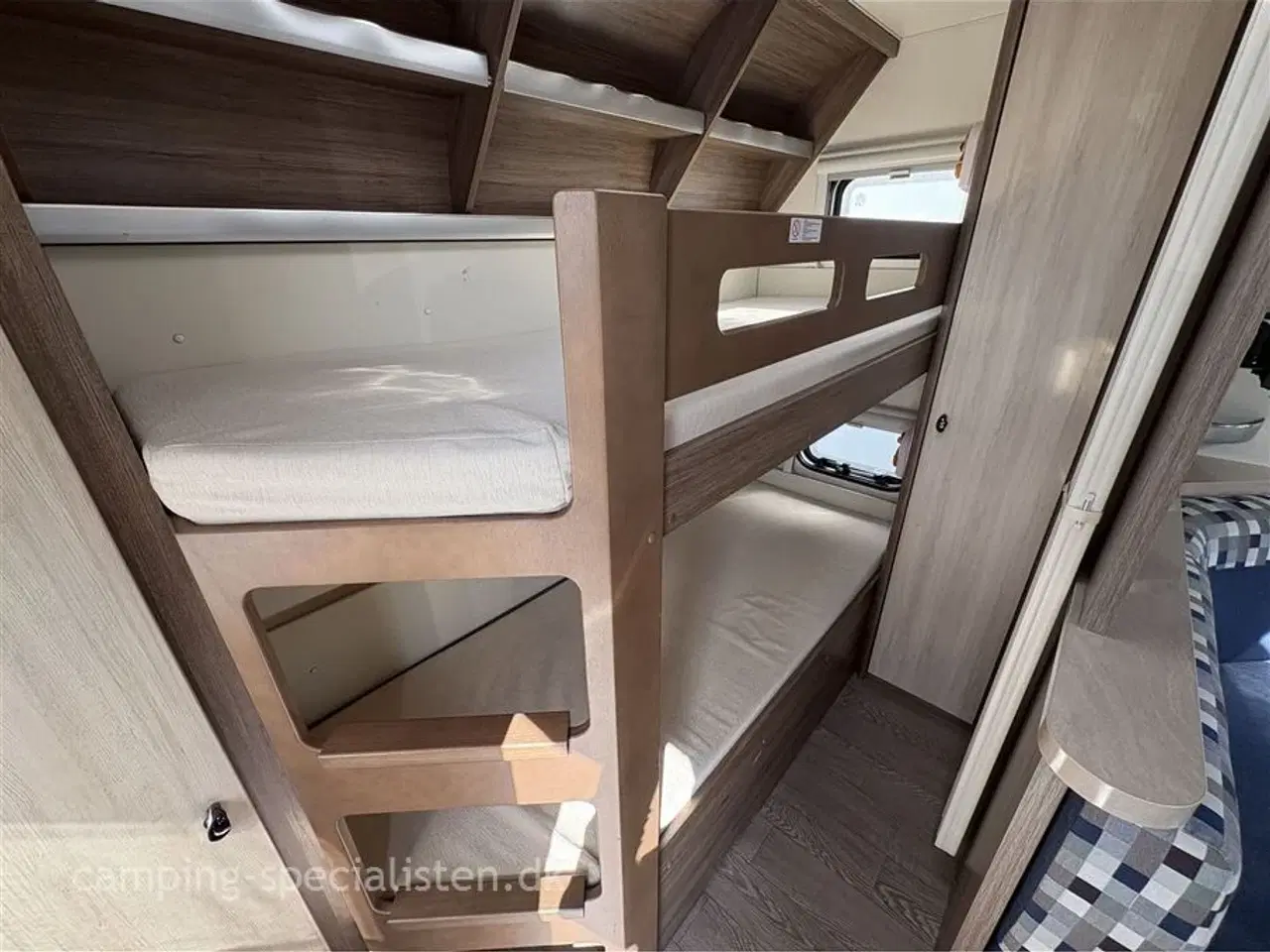 Billede 4 - 2017 - Hobby De Luxe 560 KMFe   Hobby De Luxe 560 KMFe 2017 - Se den nu hos Camping-Specialisten.dk