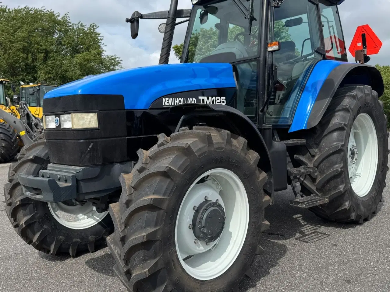 Billede 1 - New Holland TM 125 KUN 3600 TIMER OG AFFJEDRET KABINE!