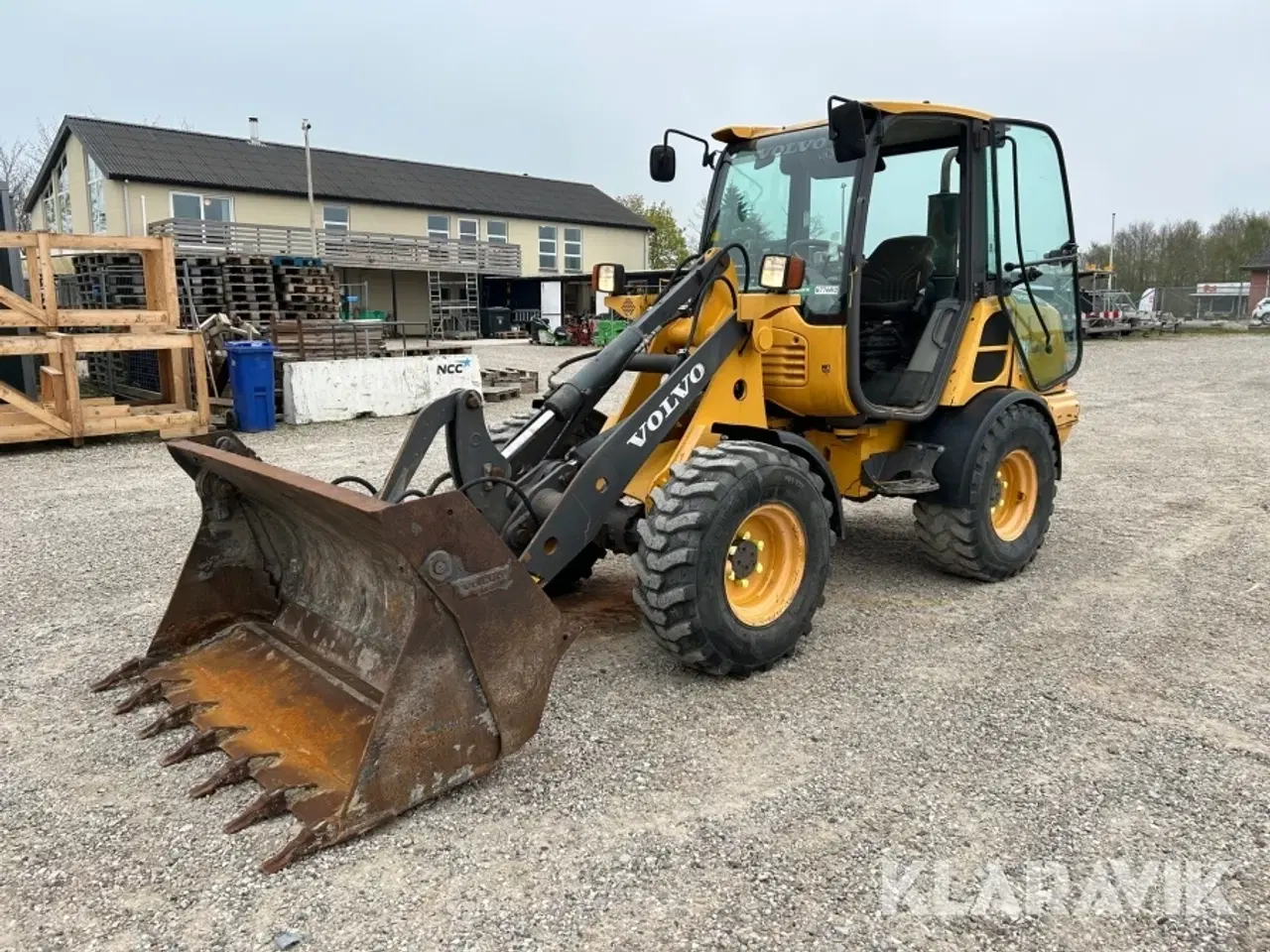 Billede 1 - Gummiged Volvo L25F