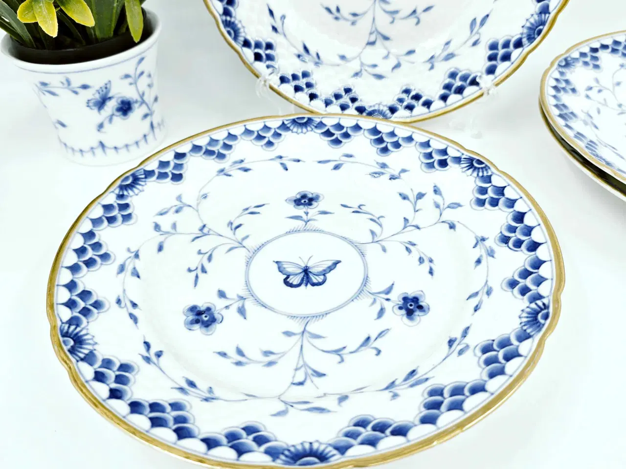 Billede 4 - Dickens Sommerfugl Frokosttallerken Porcelæn 