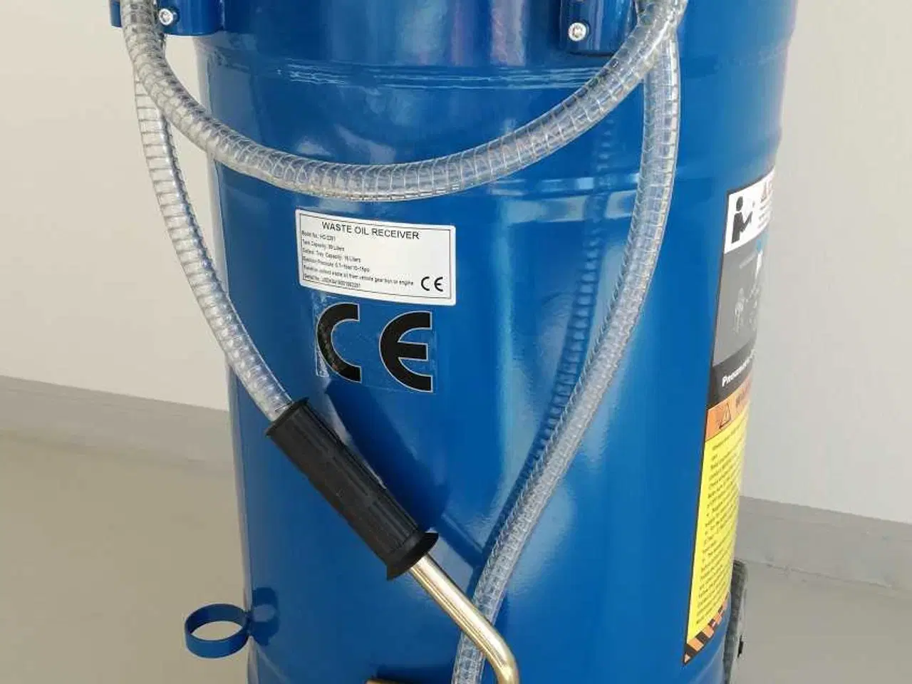 Billede 2 - Olieaftapper m. vacummfunktion i tank