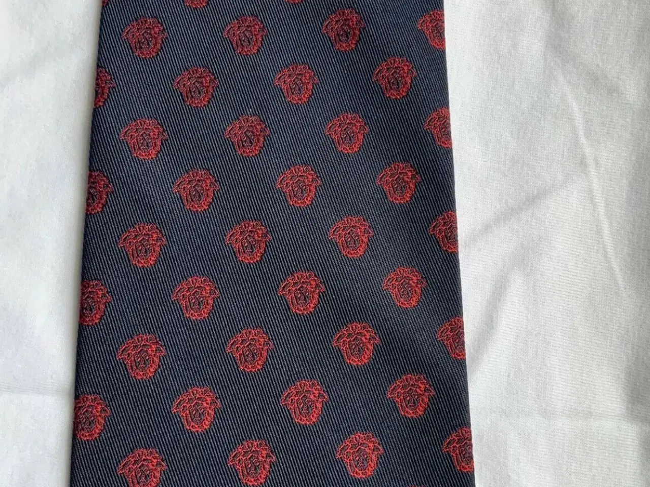Billede 2 - Versace slips, Silk