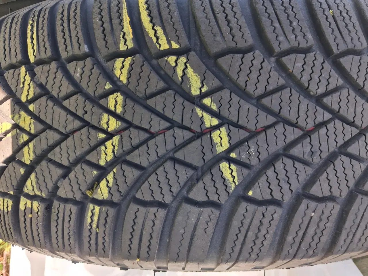 Billede 4 - 4 x Bridgestone vinterdæk med fælge