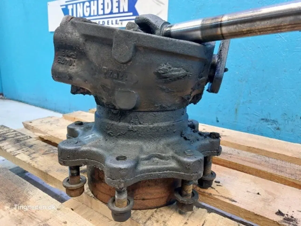 Billede 12 - New Holland LB110 Styrespindel R.  85827739