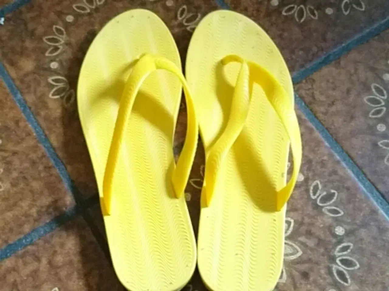 Billede 1 - Helt ny klip klapper str 40