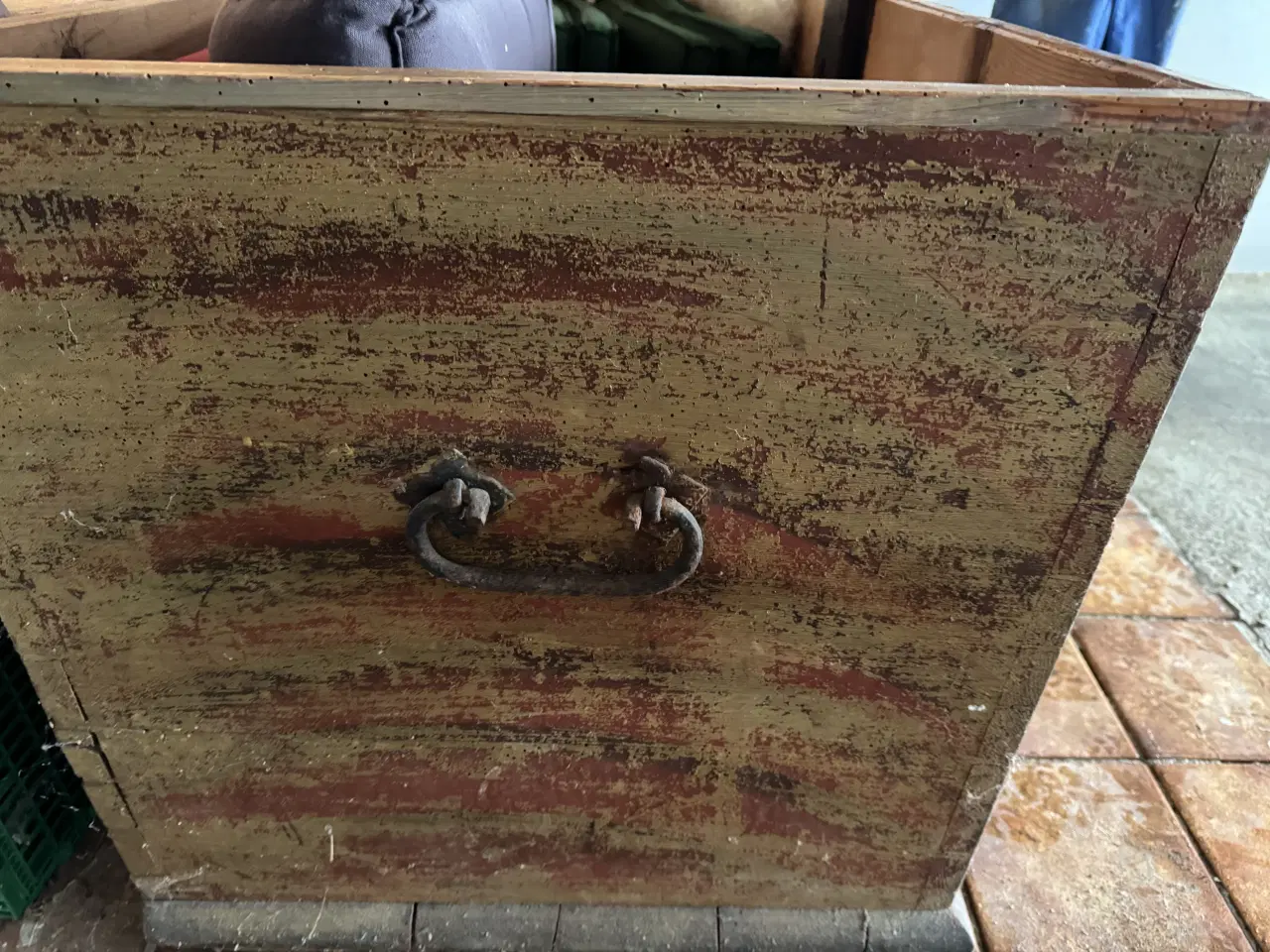 Billede 3 - Dragkiste med gode opbevaringsmuligheder