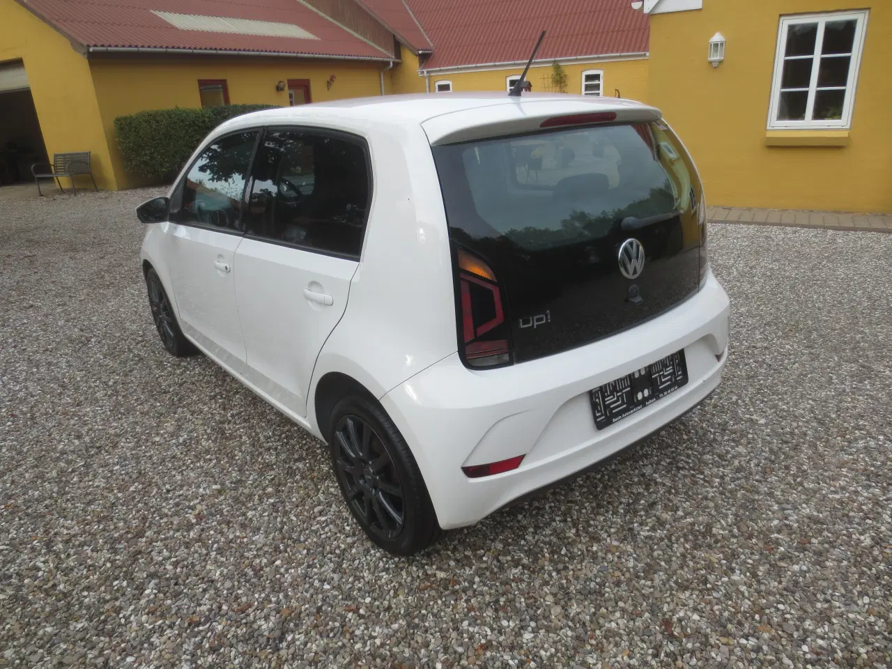Billede 5 - VW Up ! 1.0 i Årg 2016 Nysynet. 