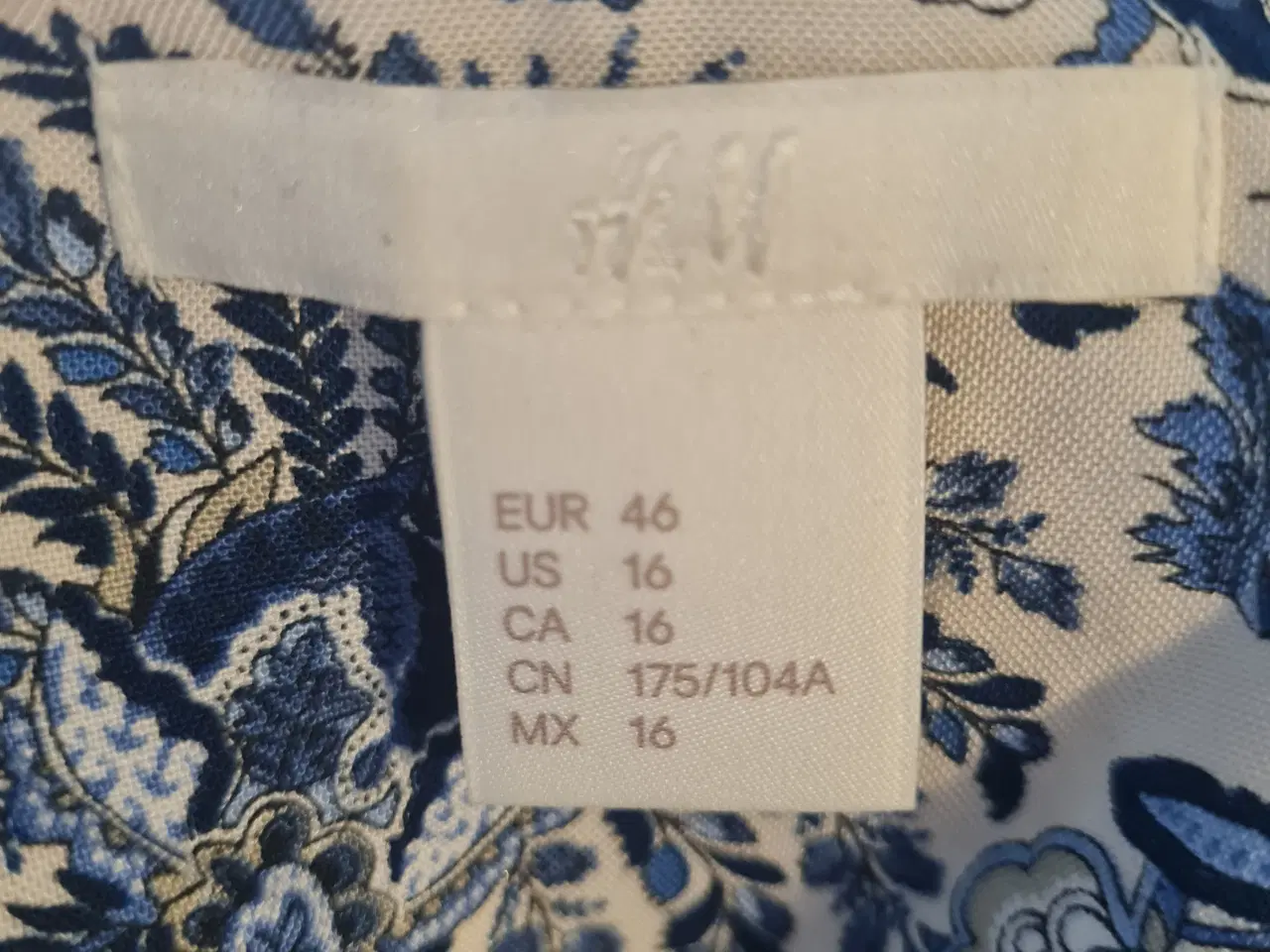 Billede 5 - Tunika str 46 H&M viskose 
