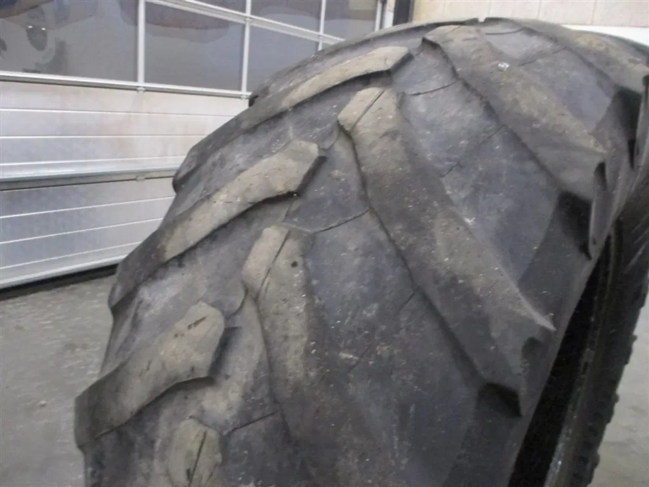 Billede 4 - Trelleborg 650/65R38 TM800 1 stk dæk som lige er afmonteret fra traktor, prisen er for 1 stk dæk