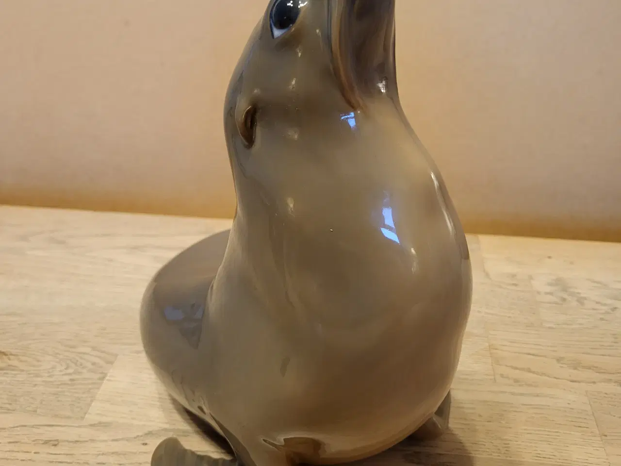 Billede 5 - Porcelæn Stor Søløve nr. 265 meget flot.