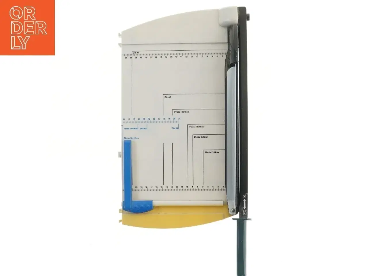 Billede 1 - Papirskærer med lineal (str. 44x24,5 cm)