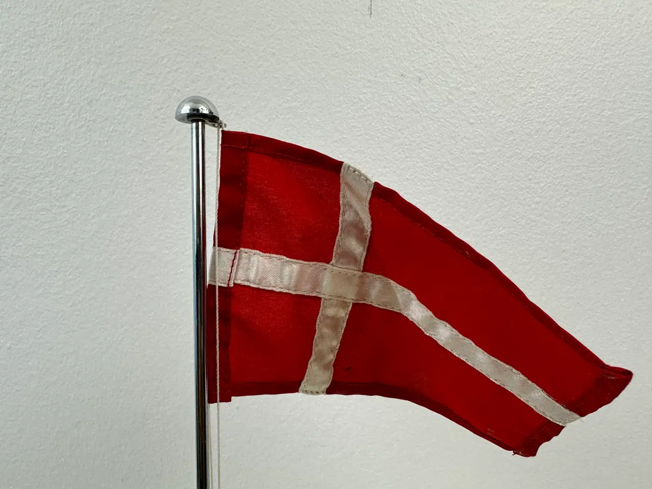 Billede 2 - Ældre dannebro / bordflag