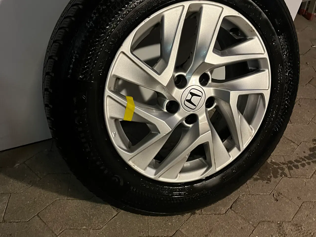 Billede 1 - Vinterdæk på alufælge 