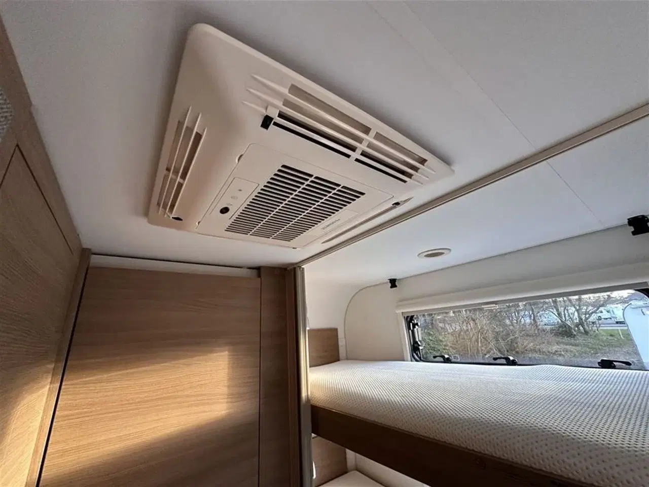 Billede 17 - 2020 - Adria Adora 573 PT Supreme   Super flot køjevogn med 3 Køjer