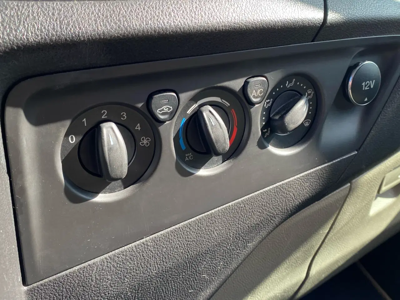 Billede 18 - Ford Tourneo Custom 300 S 2,2 TDCi Titanium 125HK 6g