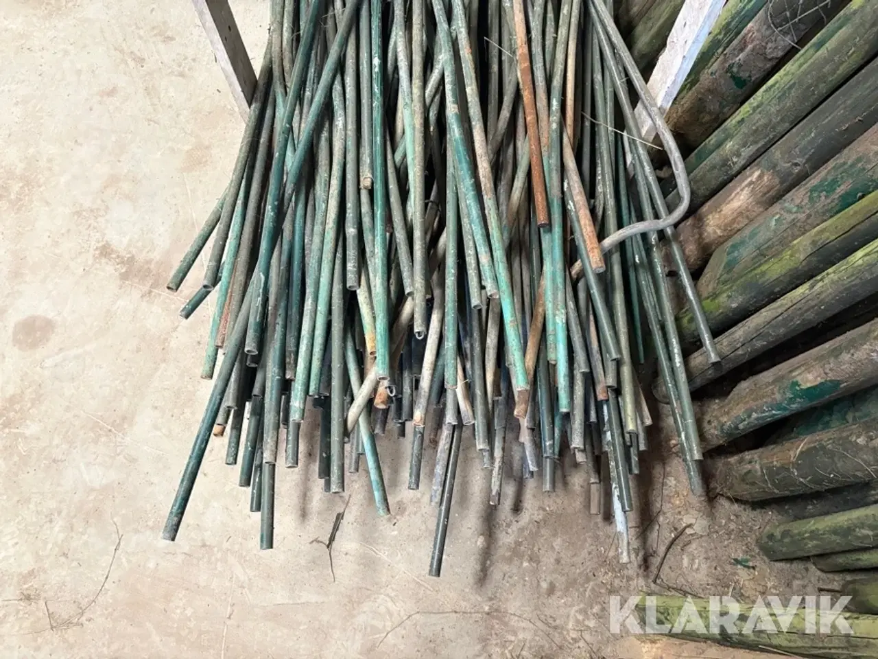 Billede 4 - Pæle til vildthegn ca. 150 styk