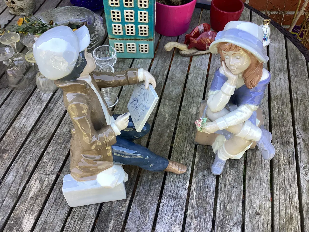 Billede 2 - Spansk fig Pige og dreng der maler hende