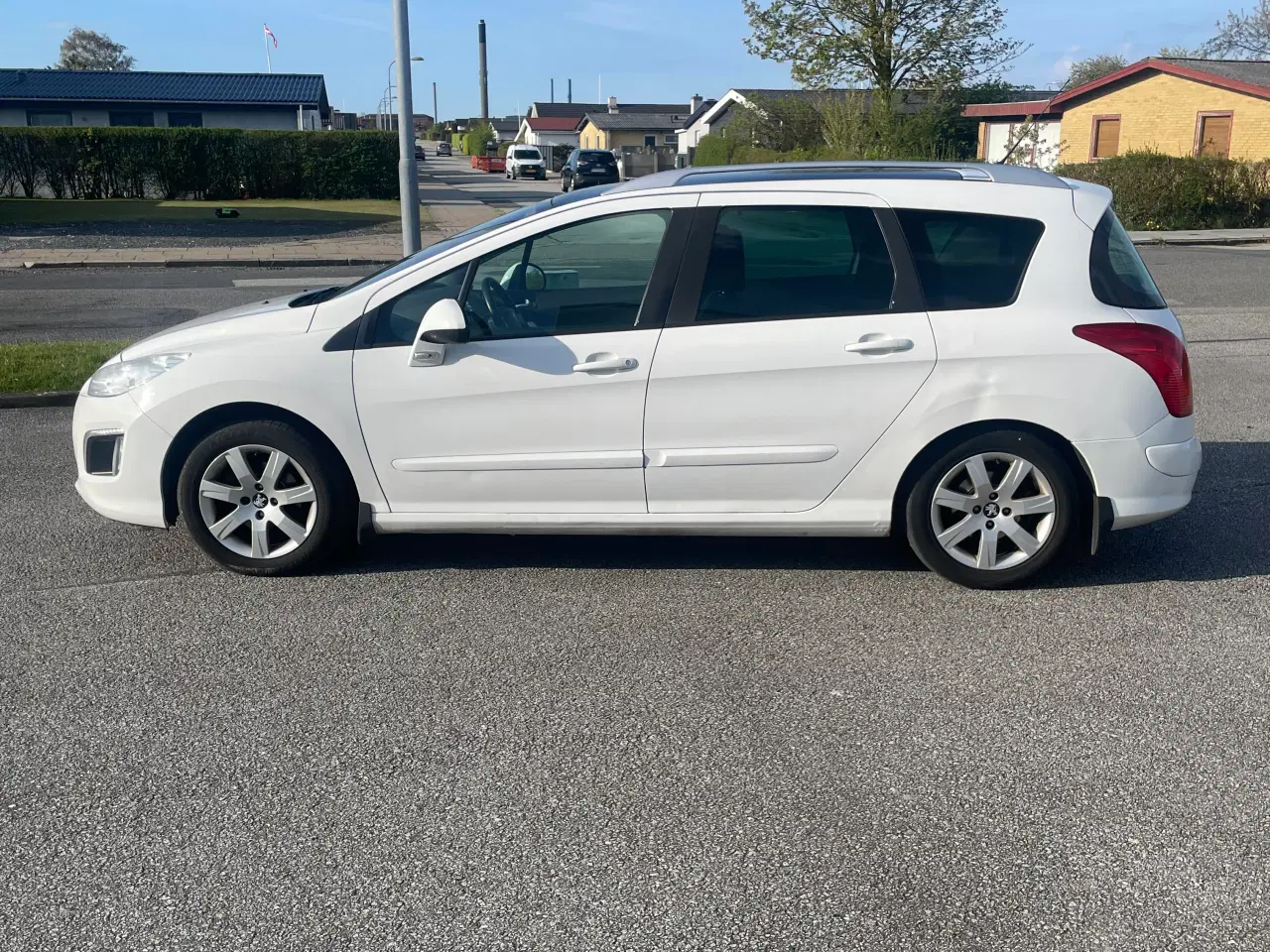 Billede 2 - Peugeot 308 SW 6g 112Hk med LED