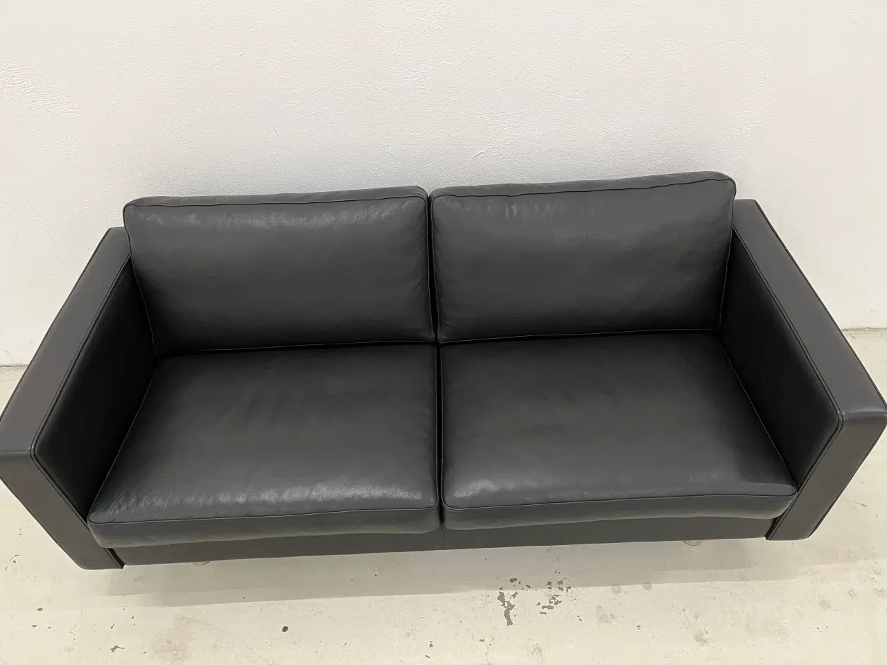 Billede 5 - Eksklusiv Mogens Hansen MH321 2,5 Pers.Sort læder.