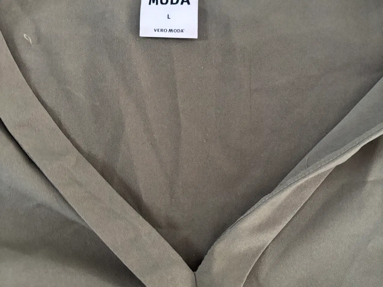 Billede 2 - Vero moda bluse str L
