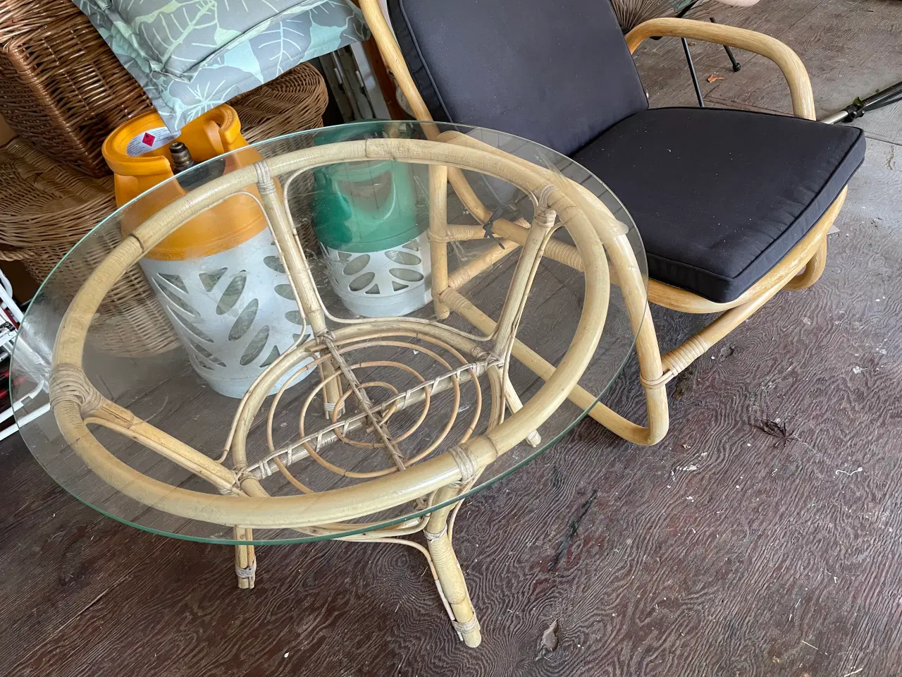 Billede 3 - Kurve stol og rund kurve bord med glas plade 